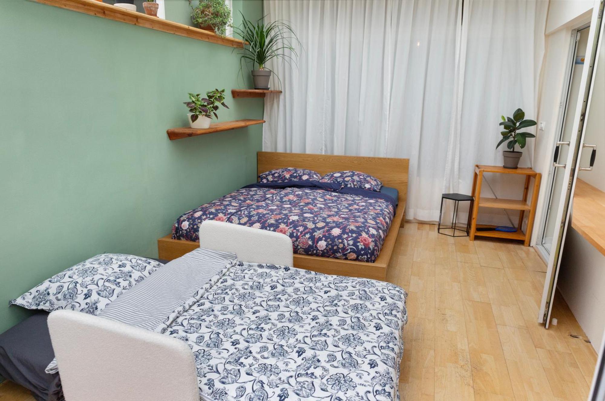 Located - Groundfloor & Garden Appartement *